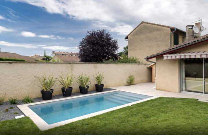 Showroom piscine Saint-Denis-de-Palin